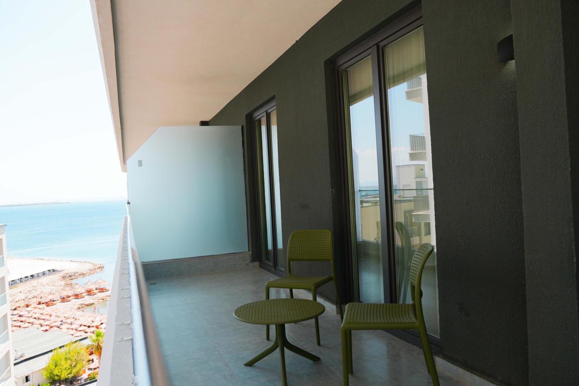 Hotel Ilyonis &