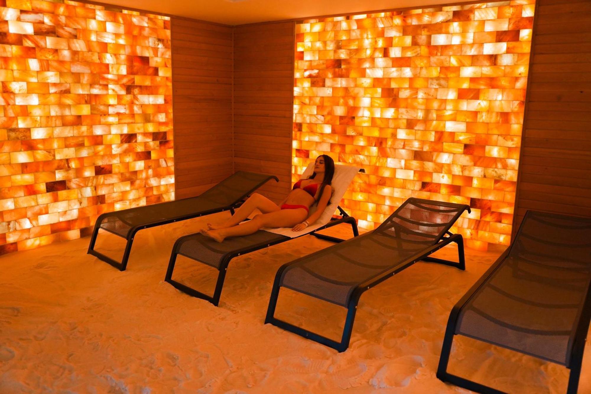 Hotel Ilyonis & 5*