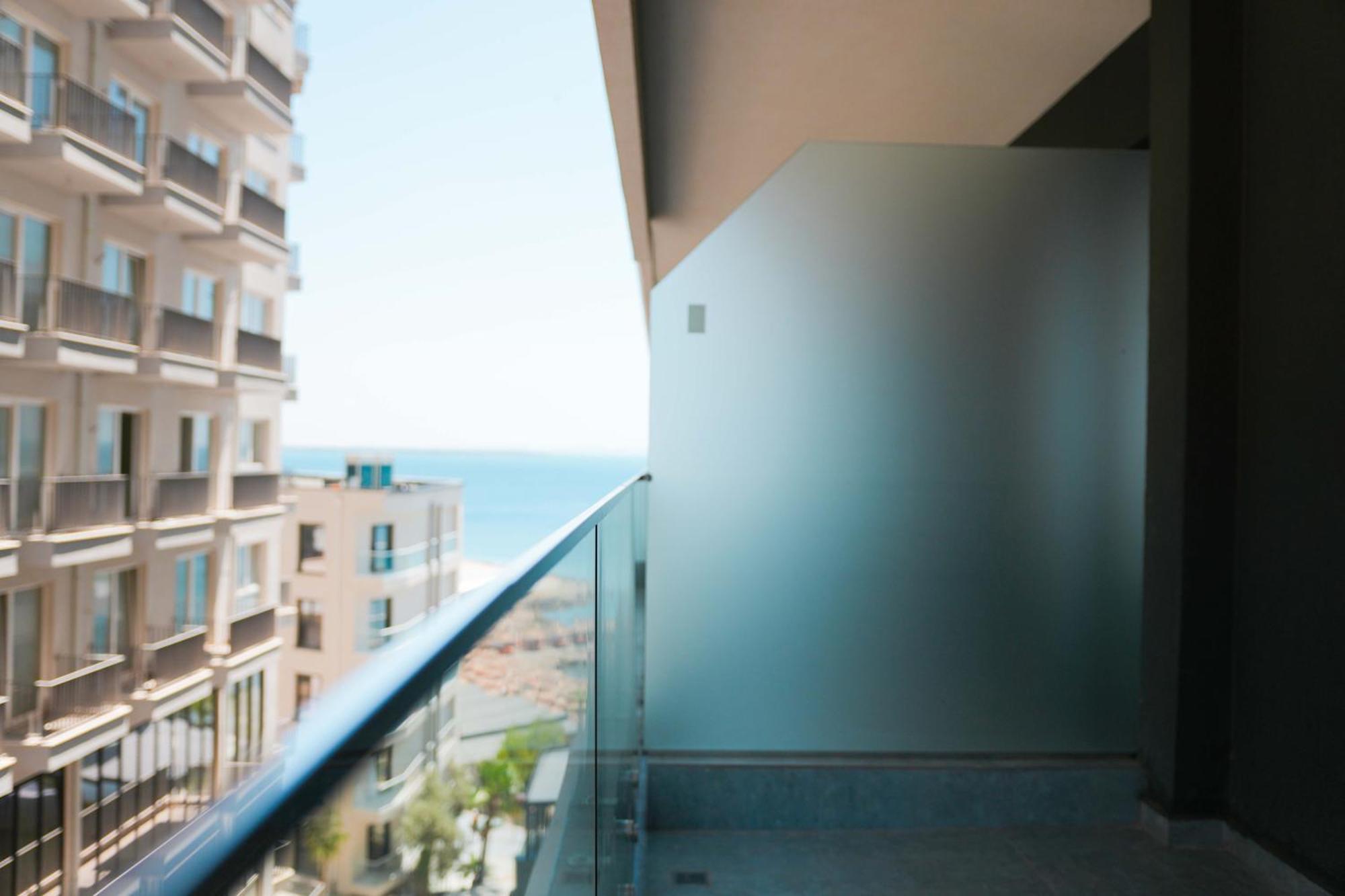 Hotel Ilyonis &