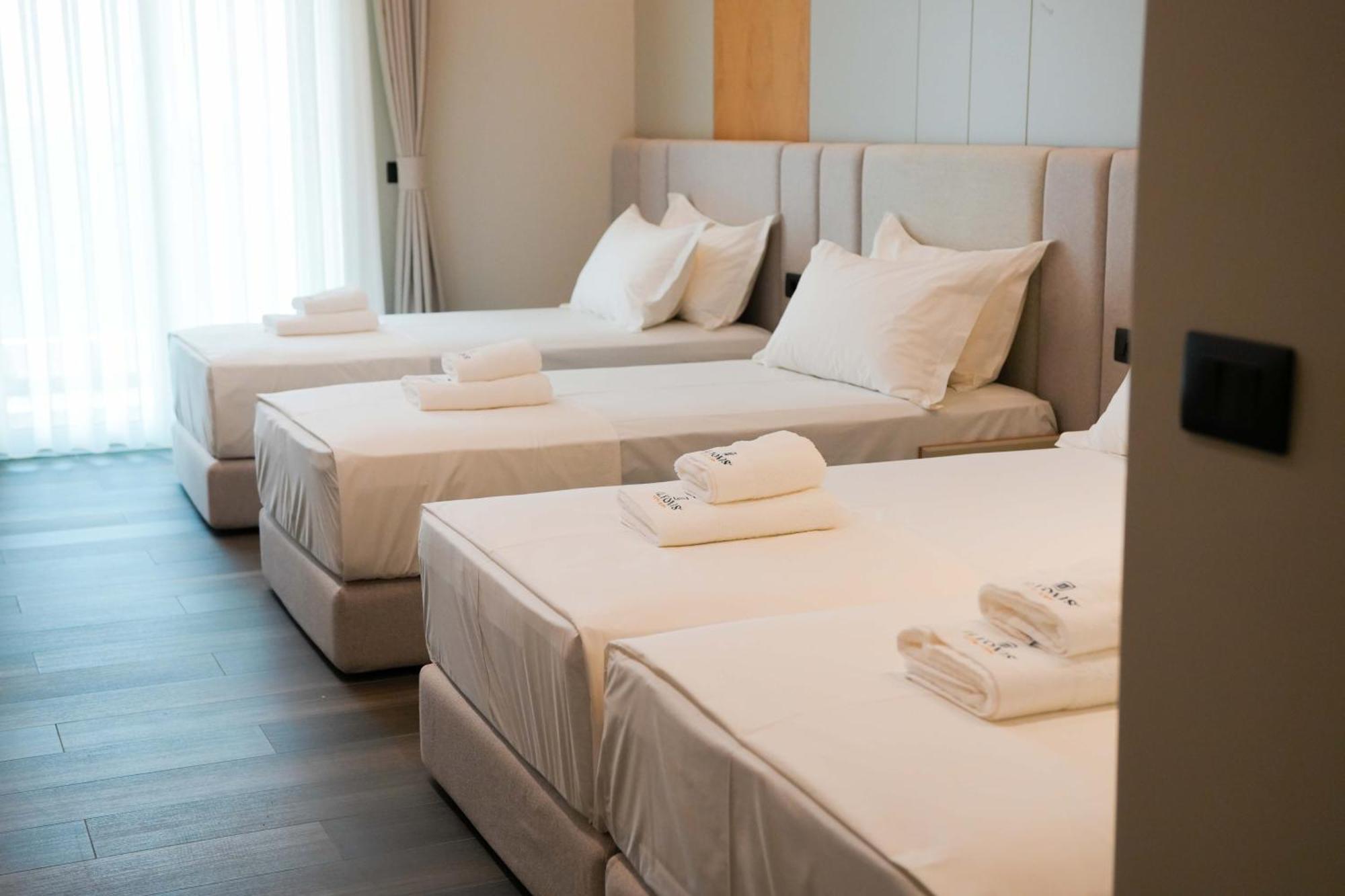 Hotel Ilyonis &